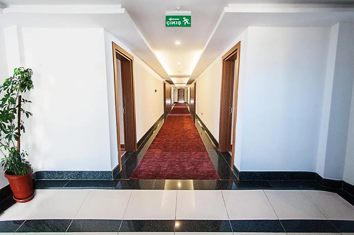 Ürkmez Alptekin Otel מלון