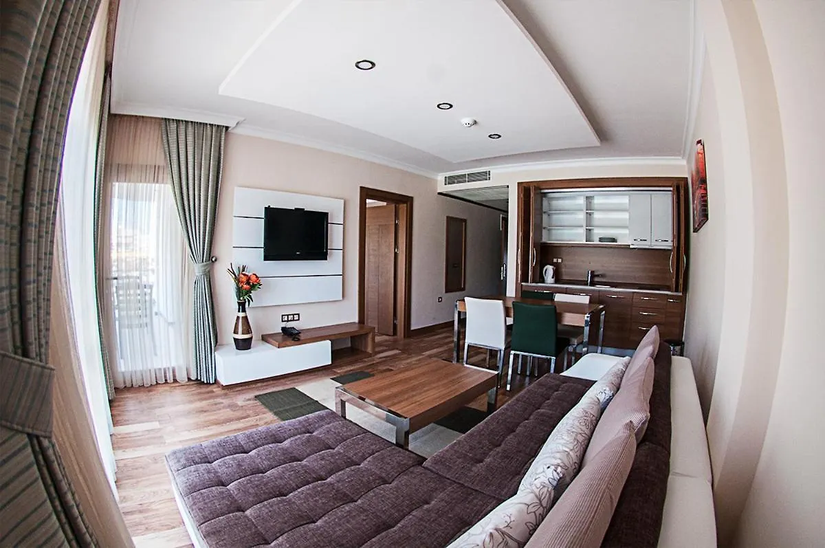 Ürkmez Alptekin Otel